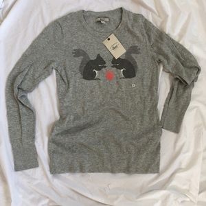 Bass heather grey light sweater with squirrels